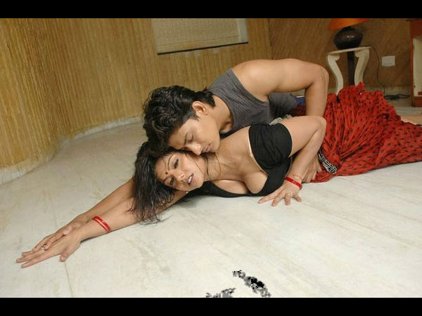 સાઉથ ઇન્ડિયન ફિલ્મોના હૉટ સીન્સ
