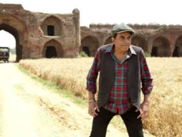 ધરમ-ગરમ ટ્વિટ્સ