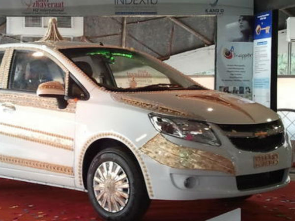 હીરા જડીત કારે મોહી લીધાં