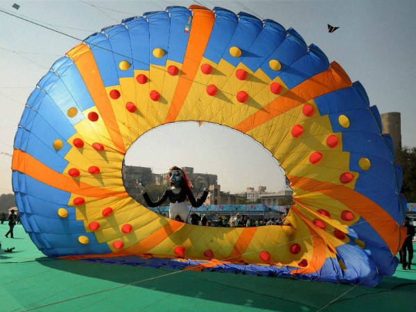વાઇબ્રન્ટ ગુજરાત પતંગ મહોત્સવ 2013