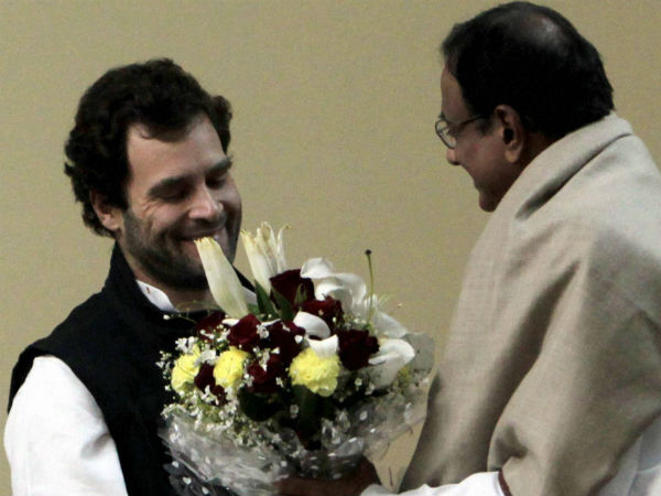 નાણામંત્રી પી ચિંદમબરમે શુભેચ્છા પાઠવી