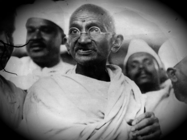 મહાત્મા અને તેમના હત્યારાની સવારી
