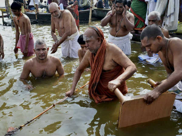 કુંભ મેળામાં સેલિબ્રિટીઓ