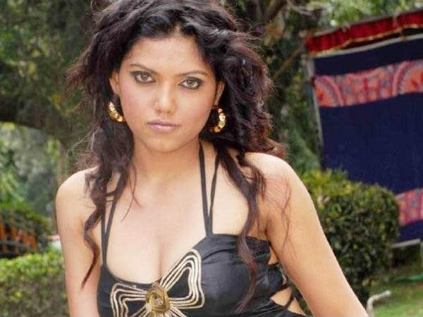બબલી બદમાશ અગાઉની આયટમ ગર્લ્સ