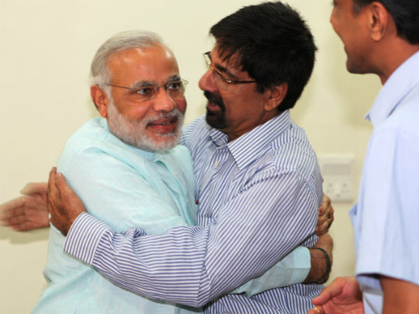 Srikkanth meets Narendra Modi