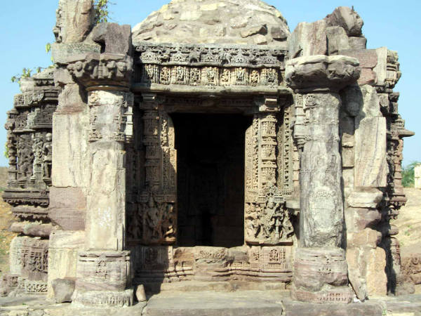 અલૌકિકતાની મૂરત પણ છે ગુજરાતનું આ ગામ