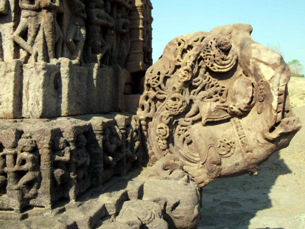 અલૌકિકતાની મૂરત પણ છે ગુજરાતનું આ ગામ