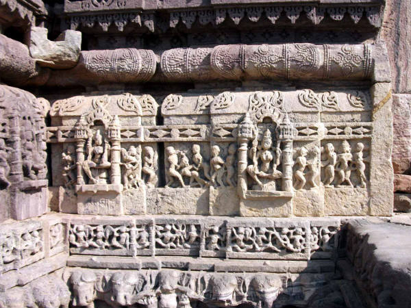 અલૌકિકતાની મૂરત પણ છે ગુજરાતનું આ ગામ