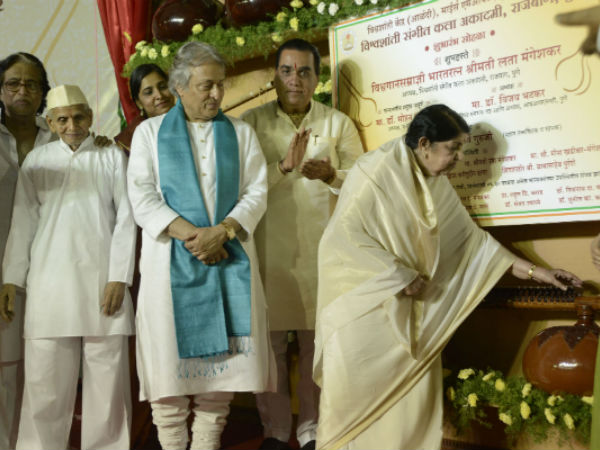 લતા મંગેશકરે વીએસકેએનું ઉદ્ઘાટન કર્યું