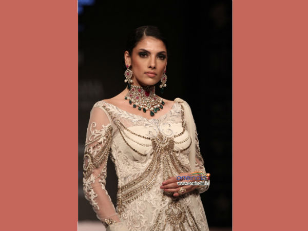 Photo : India International Jewellery Week 2013 in Delhi