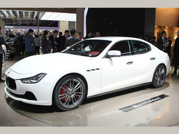 Photo : Powerful cars at Shanghai Auto Show 2013
