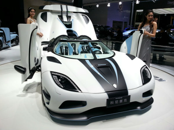 Photo : Powerful cars at Shanghai Auto Show 2013