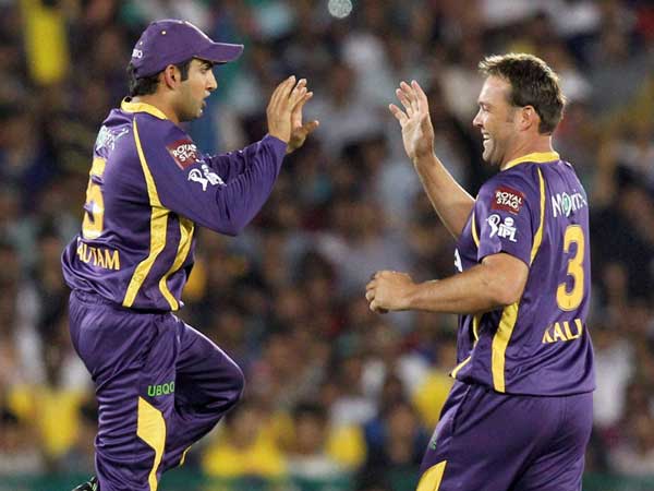 Delhi Daredevils defeated to Kolkata Knight Riders