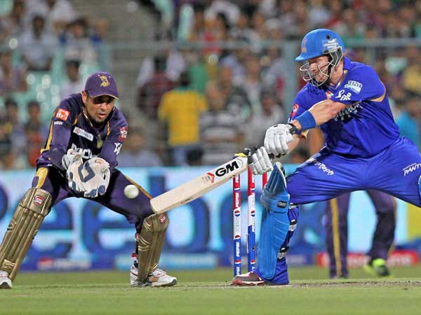 KKR beat to RR by 8 wickets
