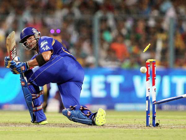KKR beat to RR by 8 wickets