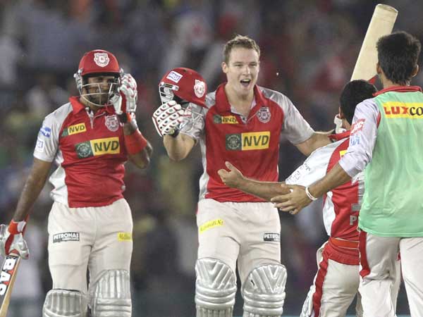Punjab defeats to Bangalore by 6 wickets