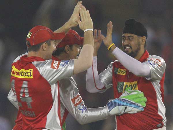 Sunrises Hyderabad defeated to Kings Eleven Punjab