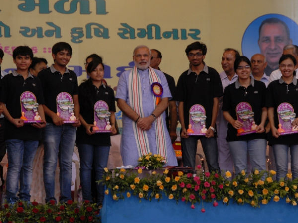 જામજોધપુરંમા નરેન્દ્ર મોદીનું સંબોધન