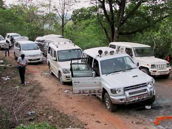 છત્તીસગઢમાં નક્સલીઓએ ખેલ્યો લોહિયાળ ખેલ