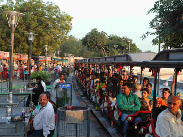 કાંકરિયા લેકફ્ર્ન્ટ ડેવલપમેન્ટ