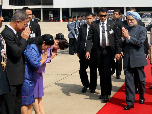 ભારતના પ્રધાનમંત્રીનુ અભિવાદન