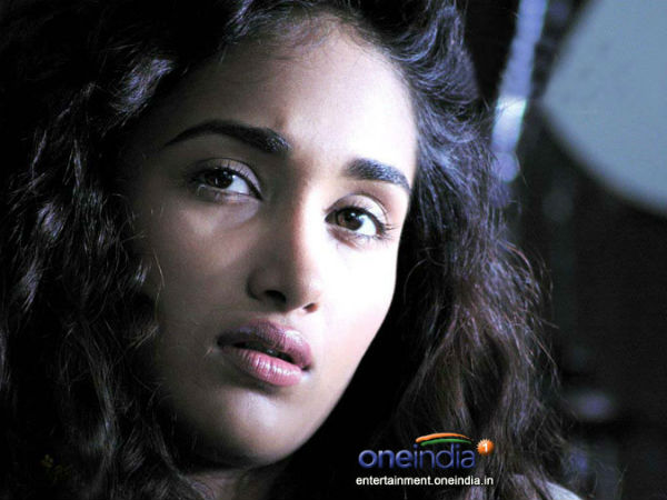 લંડનમાં ફિલ્મ સ્ટ્ડીઝ પર કર્યો અભ્યાસ