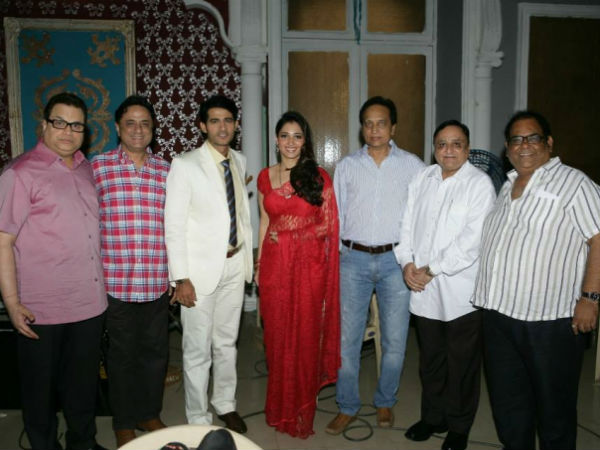 અક્ષય ગૉડ ફાધર-સાજિદ