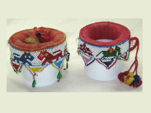 મોતી કામ - Bead work :