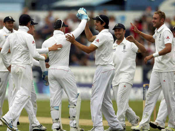 England wins 4th Test