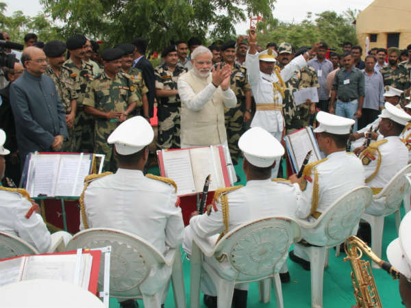 નરેન્દ્ર મોદીનું સ્વાગત