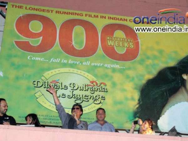 ડીડીએલજએ 900 વીક પૂરા કર્યાં
