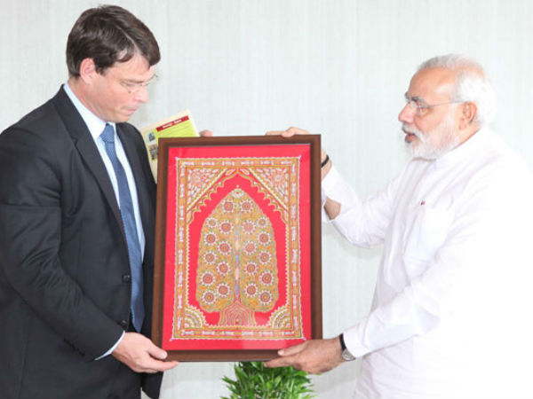 નરેન્દ્ર મોદીએ પણ પાઠવ્યું આમંત્રણ