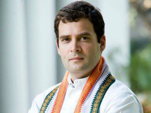 દેશની સમસ્યાઓમાં દેશની સાથે રહેવું