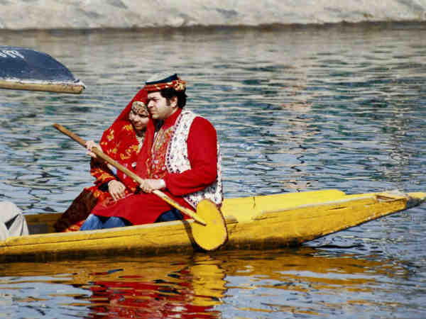 મેષની યુવતી અને મીનનો યુવક