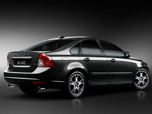 વોલ્વો એસ 40(Volvo S40)