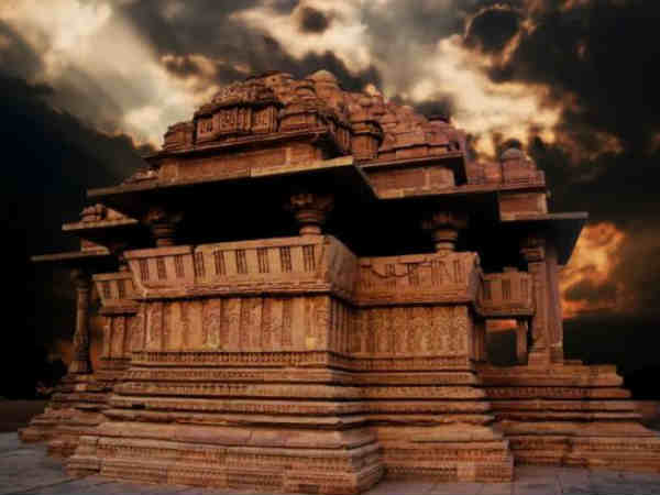 સાસું-વહુ મંદિર