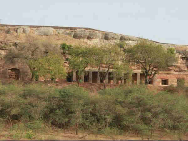 રુપમતી મંડપ
