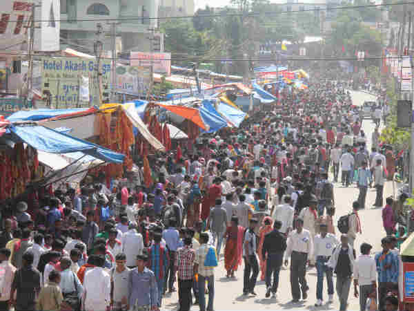 અંબાજીમાં જામી રહેલો ભાદરવી પુનમનો મહામેળો