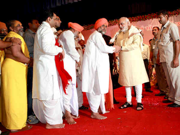 નરેન્દ્ર મોદીના જન્મદિવસની ઉજવણી