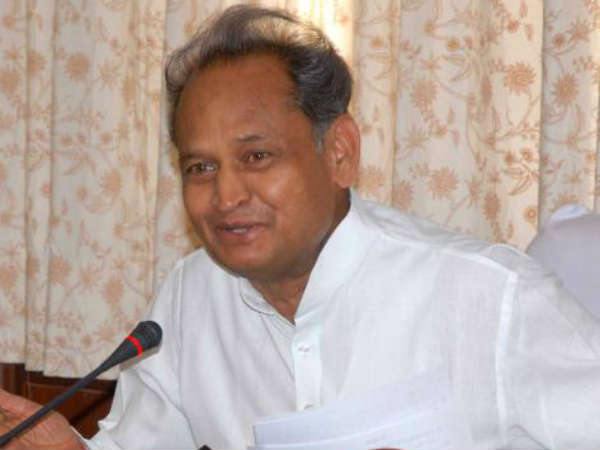 ઉદયલાલ આંજણા પર આરોપ
