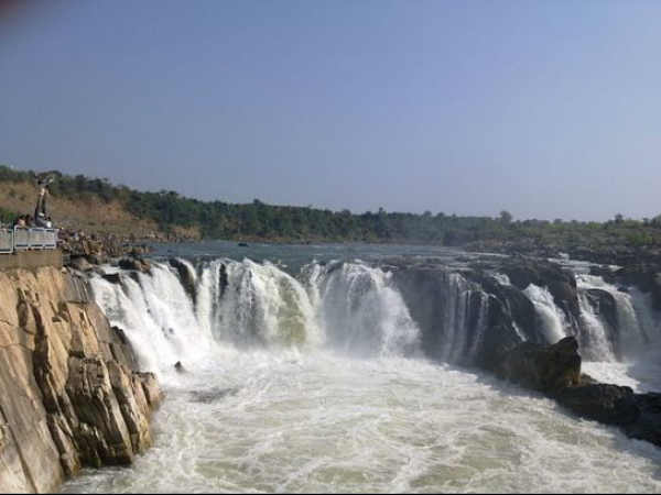 સુંદર ઝરણું