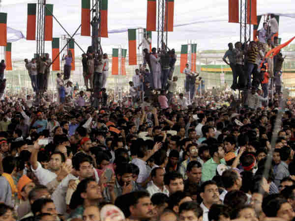 નરેન્દ્ર મોદીની વિકાસ રેલીની તસવીરી ઝલક