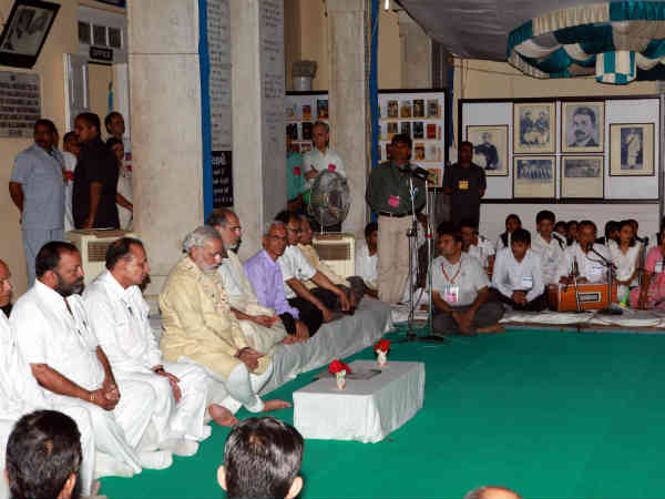 ગાંધી જયંતી: મોદી પહોંચ્યા મોહનના ધામમાં