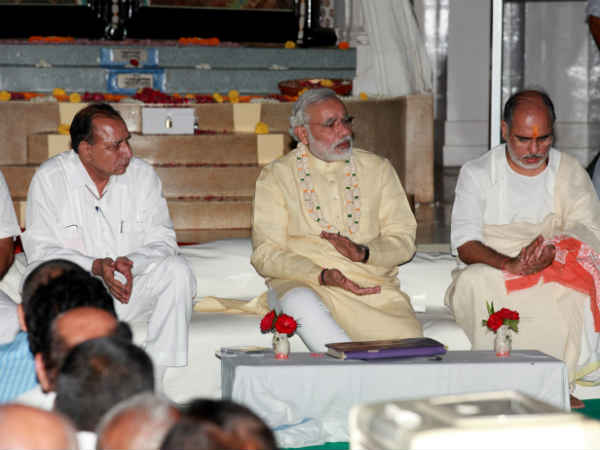 ગાંધી જયંતી: મોદી પહોંચ્યા મોહનના ધામમાં