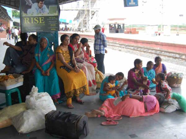 પ્લેટફોર્મની હાલત