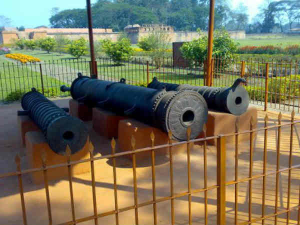 તલાતલ ઘરની તોપો