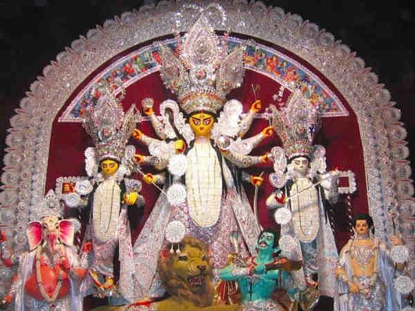 દિલ્હીમાં દૂર્ગા પૂજાની ધૂમ