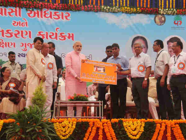મોદીએ કોંગ્રેસના 40 વર્ષોના કાર્યો પર ઉઠાવ્યા સવાલ