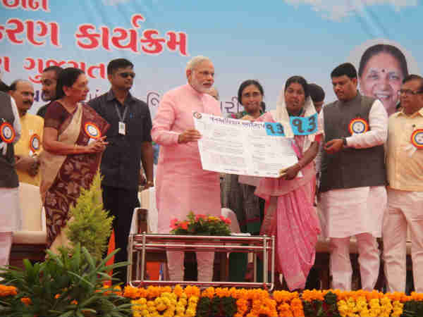 મોદીએ કોંગ્રેસના 40 વર્ષોના કાર્યો પર ઉઠાવ્યા સવાલ