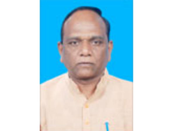 22 મનસુખભાઇ ધનજીભાઇ વસાવા